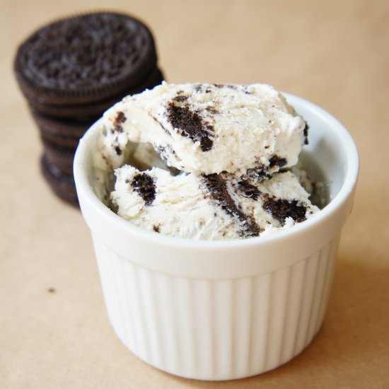 No-Churn Cookies & Cream Ice Cream