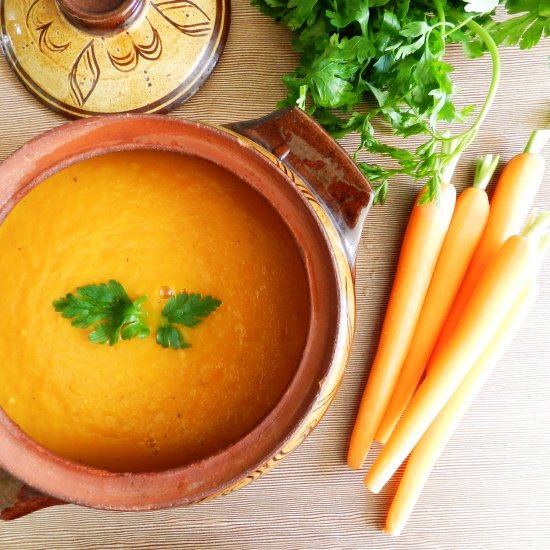 Roasted carrot and tomato soup