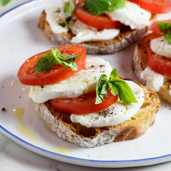 Caprese Bruschetta