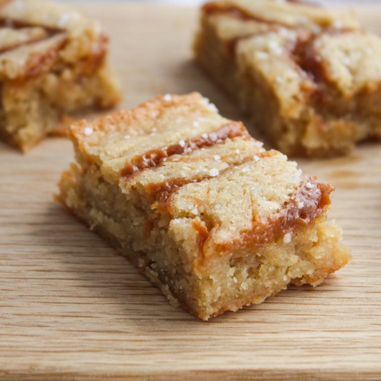 Salted Caramel Blondies