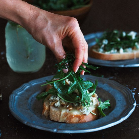 Gorgonzola-Walnut Bruschetta