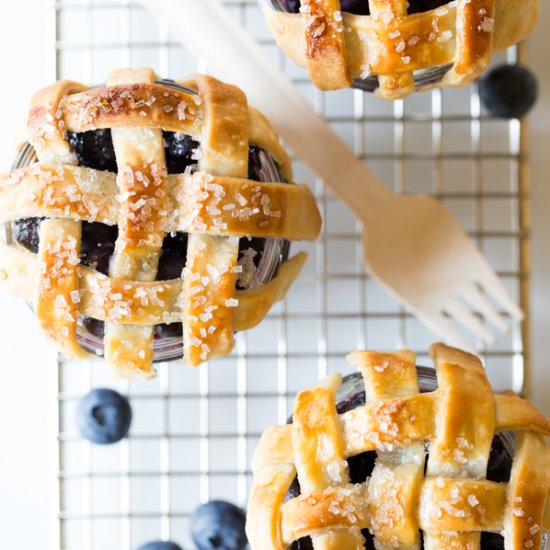 Mini Mason Jar Blueberry Pies