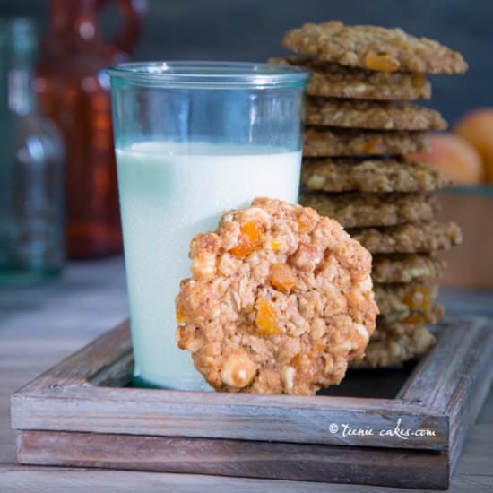 Apricots White Choco Oatmeal Cookies