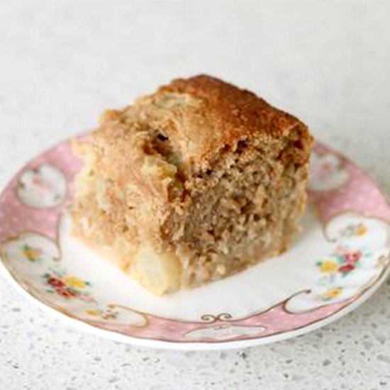 Apple & Cinnamon Oatmeal Cake