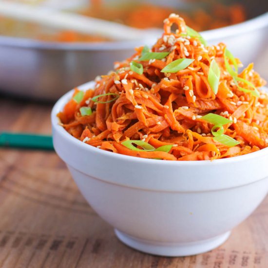 Spicy Peanut Carrot Noodles