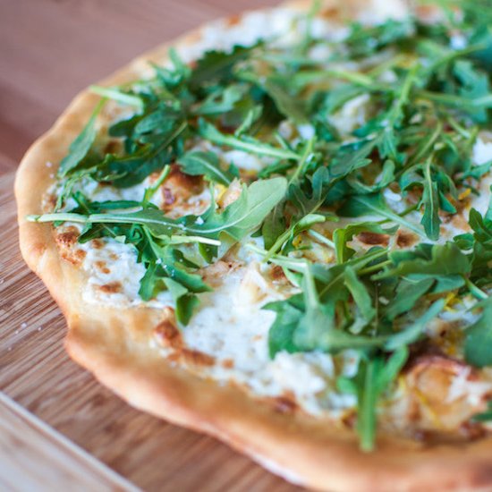 Crab & Arugula Pizza