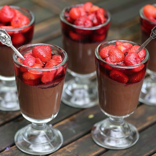 Dark chocolate pudding