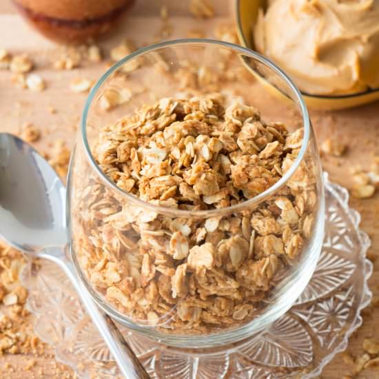 5-Ingredient Peanut Butter Granola