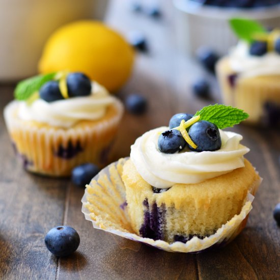 Lemon Blueberries Cupcakes