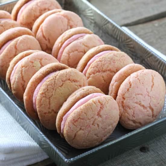 Pink Lemonade Whoopie Pies