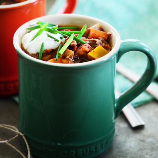 Field Tomato Chili with Walnuts