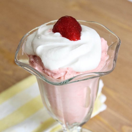 Strawberry & Cream Shake