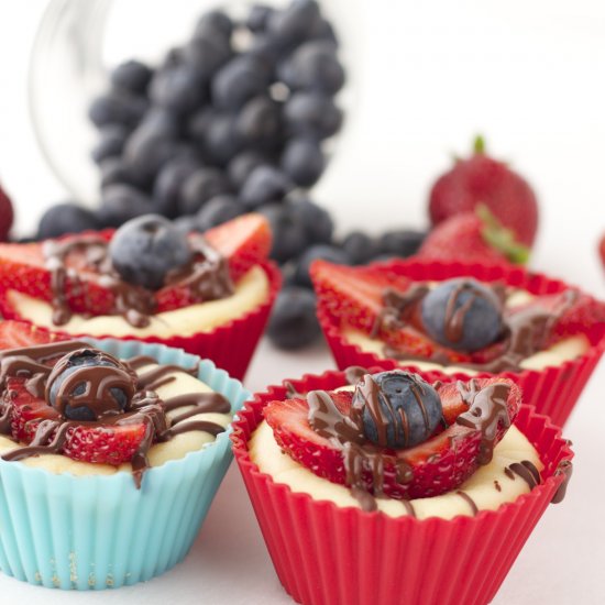 Healthy Strawberry Cheesecake Bites