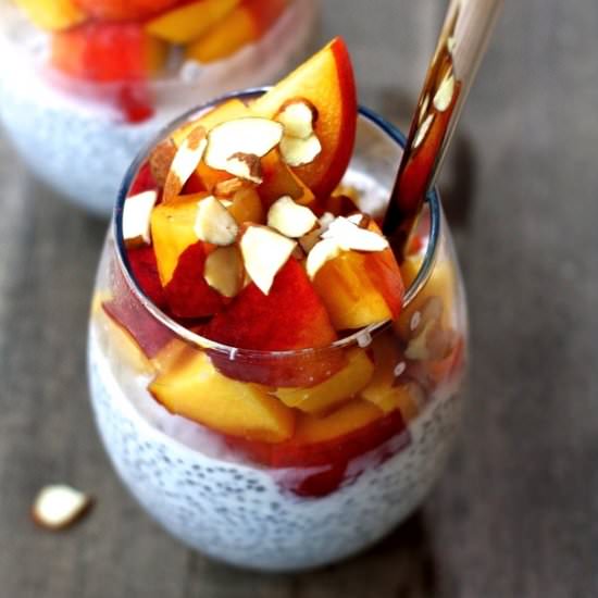 Vanilla chia seed pudding