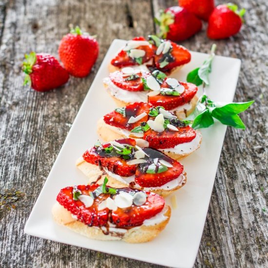 Strawberry Basil Bruschetta