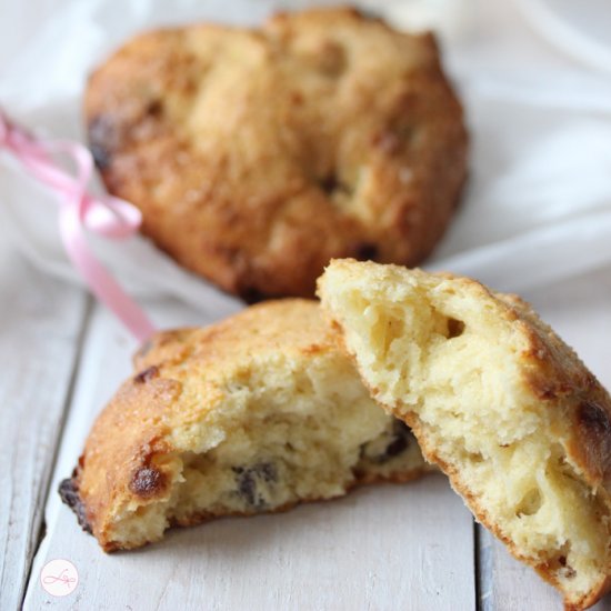 Lemon Hazelnut Scones