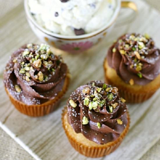 Cannoli Cupcakes