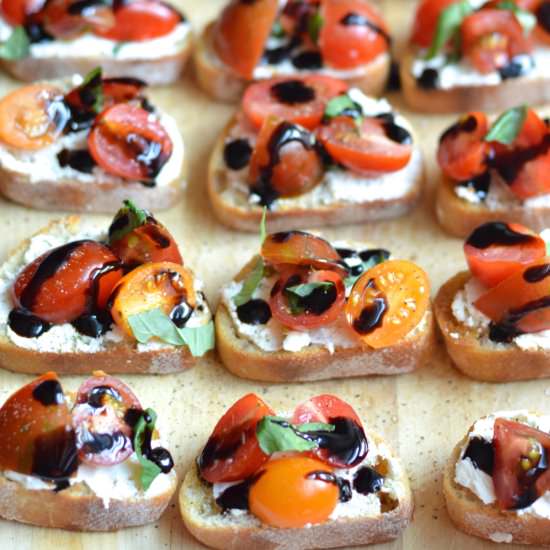 Tomato & Goat Cheese Crostini