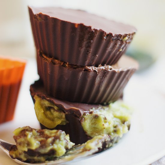 Chocolate Mint Avocado Cups