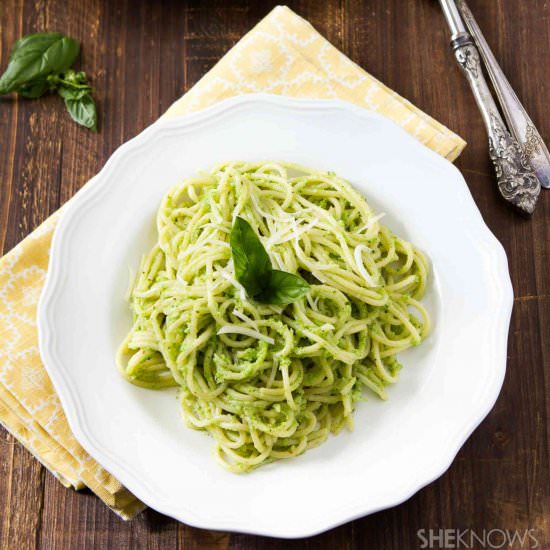 Broccoli-and-Basil Pesto Spaghetti