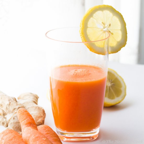 Carrot Juice with Lemon and Ginger