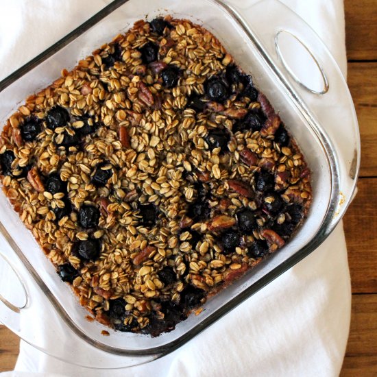 Blueberry Pecan Baked Oatmeal