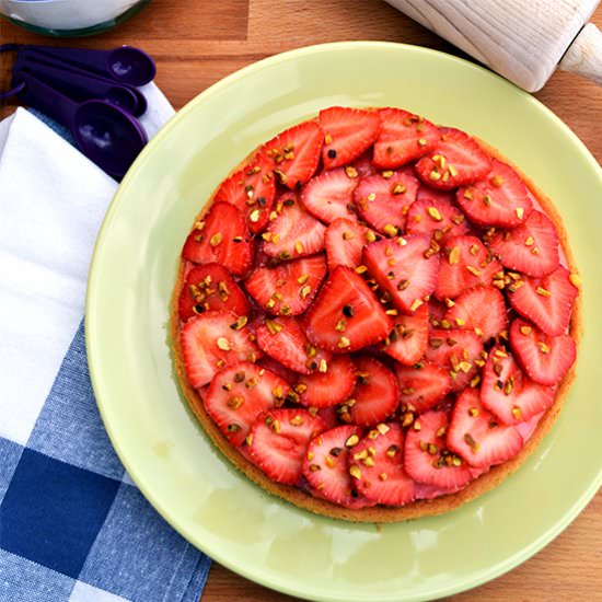 Strawberry and Rhubarb Cake