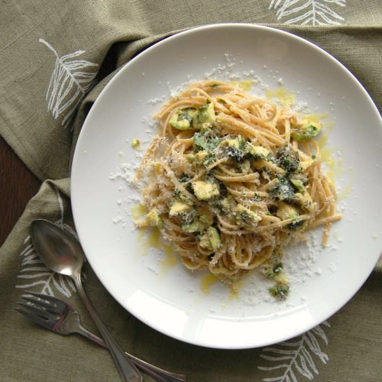 Avocado and lemon zest linguine