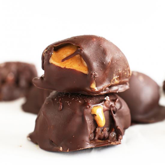 5 Ingredient Caramel PB Truffles