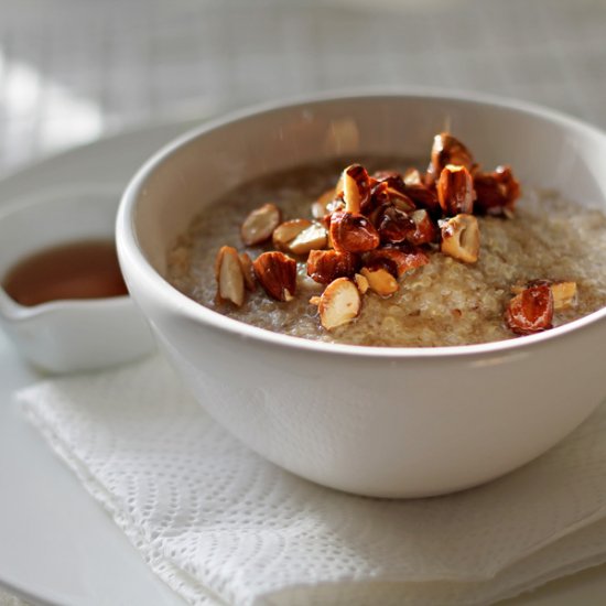 Quinoa Porridge with Almonds