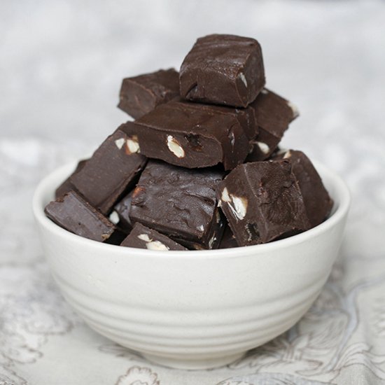 Almond and Raisin Chocolate Fudge