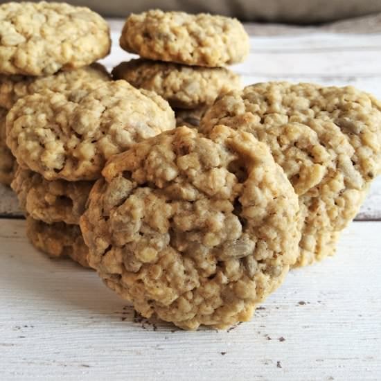 Oatmeal and Sunflower Seeds Cookies