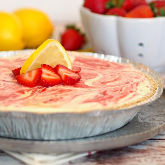 Strawberry Lemonade Freezer Pie