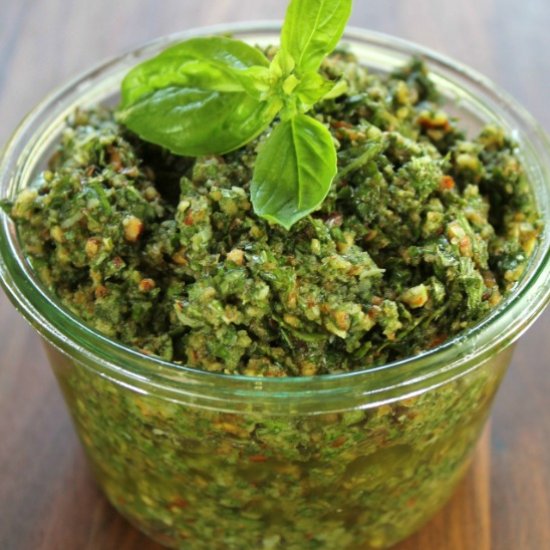 Roasted Garlic Basil Pesto