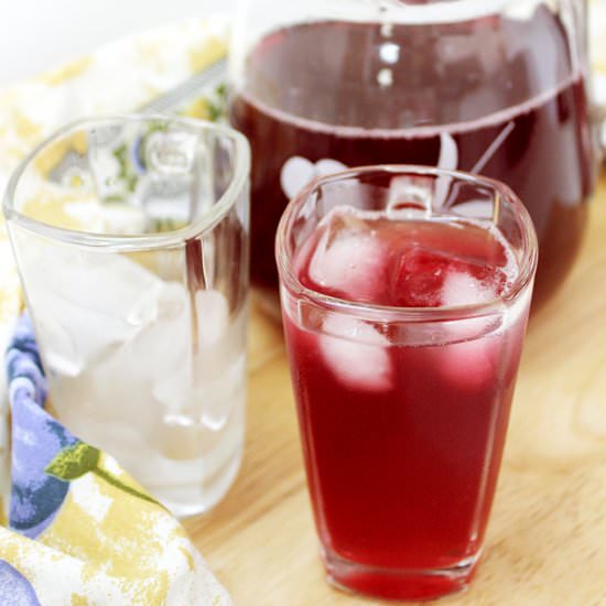 Delicious Blueberry Lemonade