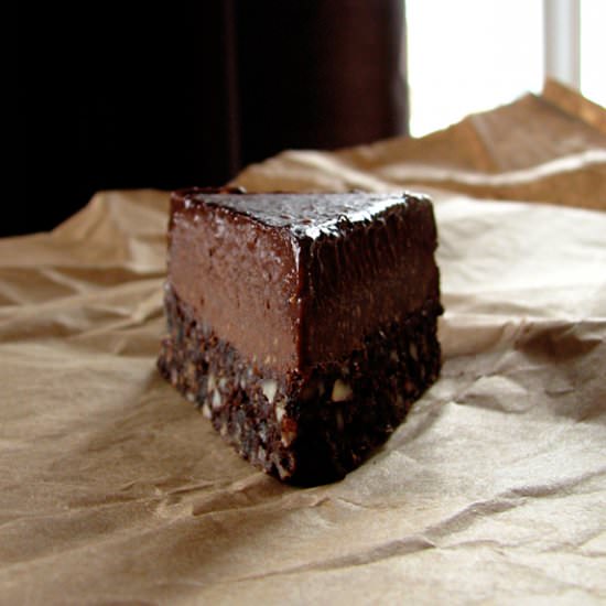 Healthy fudge cake