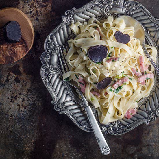 Truffle Fettuccine with Cream