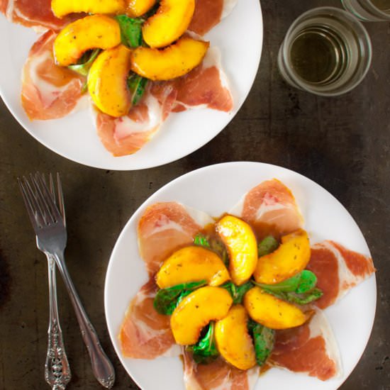 Peach and prosciutto salad