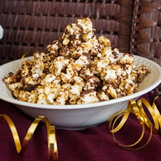 Peanut Butter Popcorn Munch