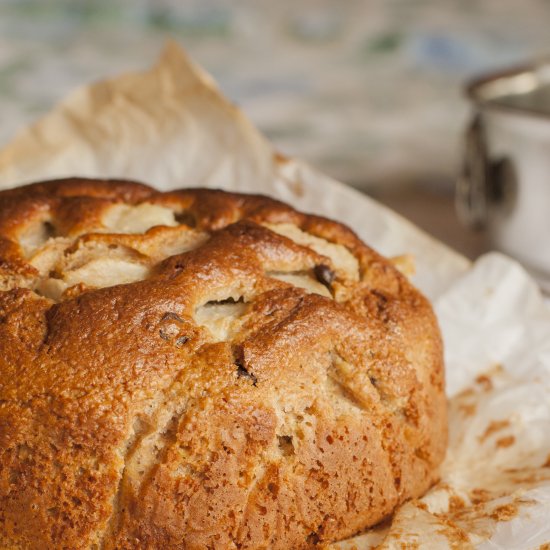 Full Pear and Chocolate Cake