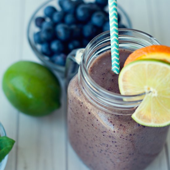 Mango Blueberry Power Smoothie