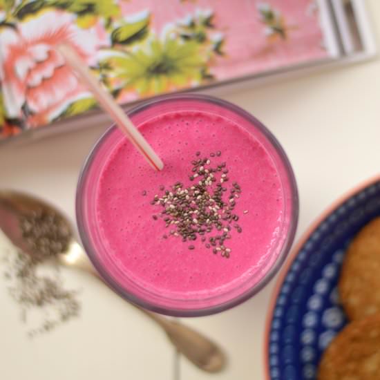 Beetroot & Strawberry Shake