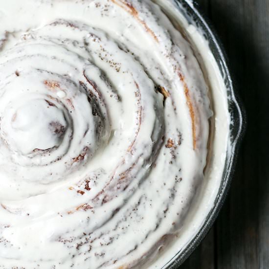 Giant Cinnamon Roll Skillet