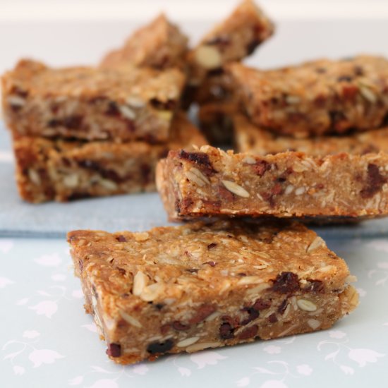 Soft & Chewy Homemade Muesli Bars