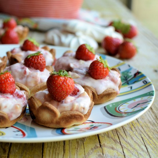 Eton Mess Tarts