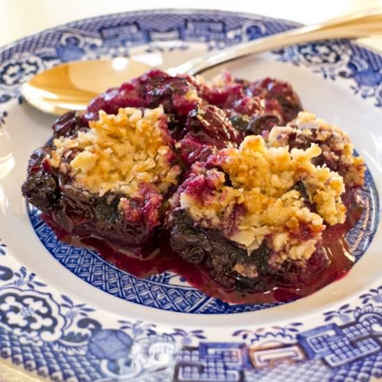 Blueberry Sour Cream Crumble