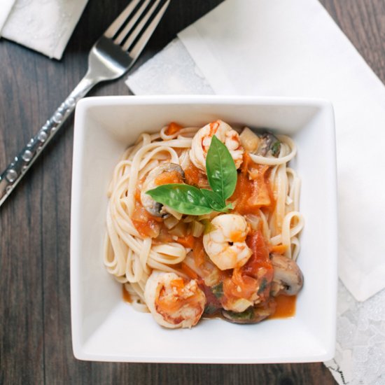 Shrimp Pasta with Tomato Sauce