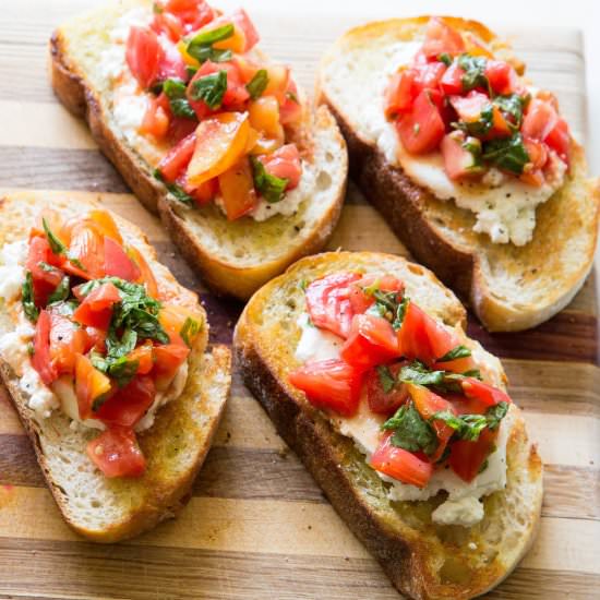 Buttery Burrata Bruschetta