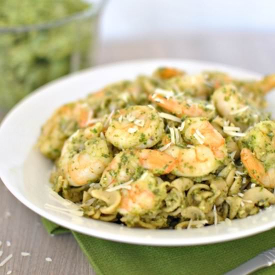 Lemony Kale Pesto Pasta with Shrimp