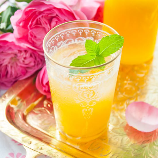 Yummy Peach Cocktail